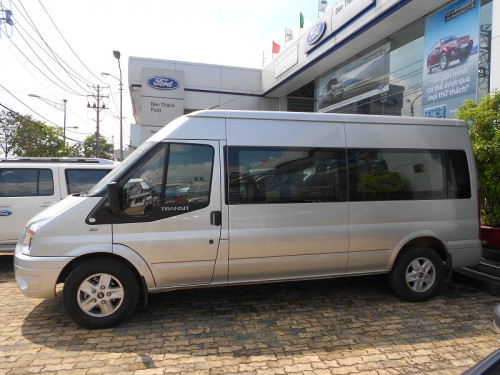 Travel from Hanoi to Halong Bay - We are offering transfer service between Hanoi to Halong Bay atdiscount price. Book today transfer service from hanoi to halong. Visit http://hanoitohalong.com/vn/transfer/ or Call us now +84-436-342-145 for an inquiry.