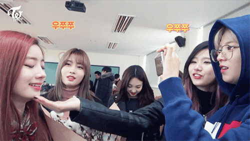 170403-TWICE-TV-SPECIAL-EP.03-2.gif