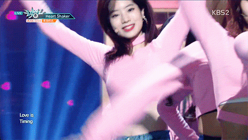 171215--heartshaker-5.gif