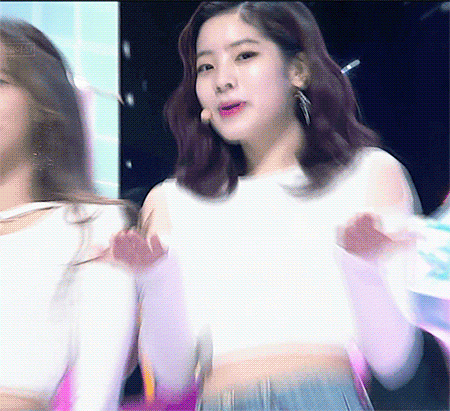 171217--heartshaker-1.gif