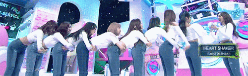 171217--heartshaker-9.gif