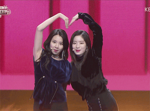 171229-kbs--heartshaker-.gif