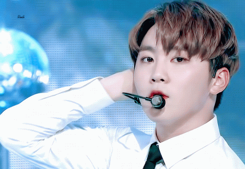 180321--.gif