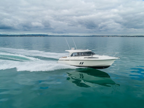 At Franklin Marine Electrics, we are offering amazing underwater boat lights in Auckland. We have a huge range of underwater lights suitable for use in every marine application from the smallest of trailer boats, though too large launches and super yachts. For more information you can call us or visit our website anytime.

http://www.franklinme.co.nz