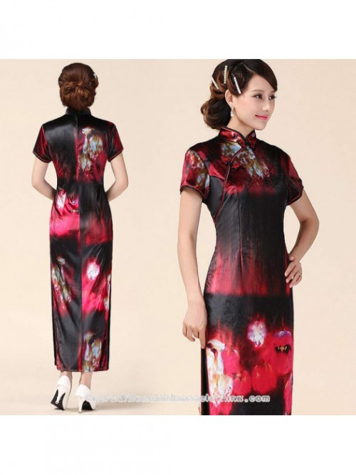 https://www.cntraditionalchineseclothing.com/black-and-red-floral-silk-velvet-traditional-wedding-cheongsam.html