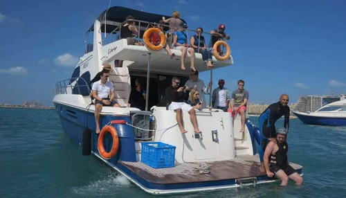 Looking for cruising and party or events around coastline, Rent Any Boat or Yacht in Dubai for fun and fabulous holiday. Select Yachts for Rent in Dubai and spend your occasions with charming climate of Dubai Island.