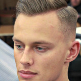 Cool-Short-Mens-Haircuts-Short-Sides-with-Hard-Side-Part