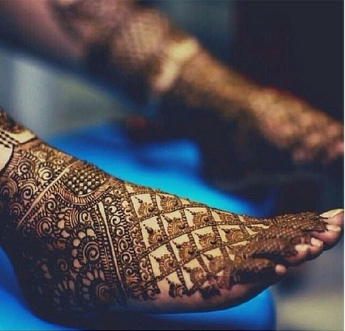 Detailed-Feet-Henna-Design.jpg