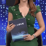 GIF105