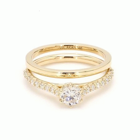 Gold-Ring---5080.gif