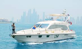 Hire-Luxury-Yacht-Charter-Rental-Dubai-UAE0ccd07776f3c9df0.jpg