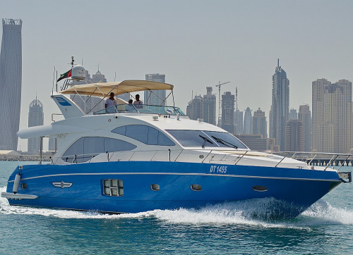 Only for Holidaymaker #Rent Any #Boat or #Yacht in #Dubai for amazing cruising, coastline.