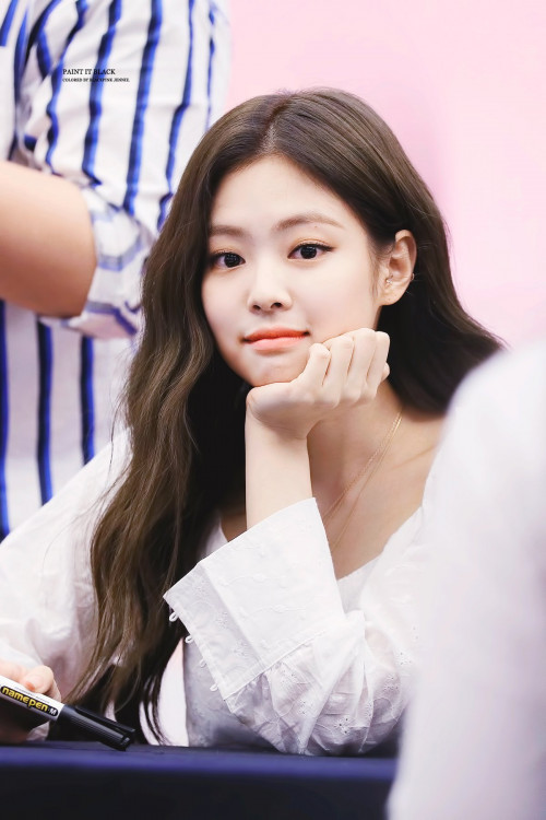 Jennie (Black Pink)