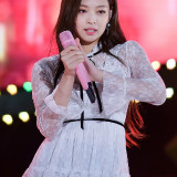 Jennie-605