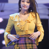 Jennie-708