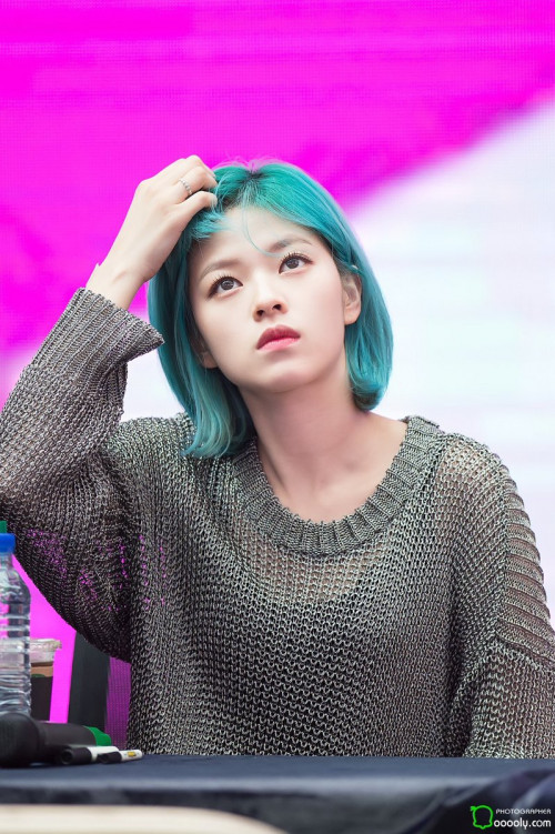 Jeongyeon (Twice)