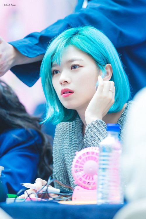 Jeongyeon (Twice)