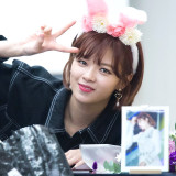 Jeongyeon-143