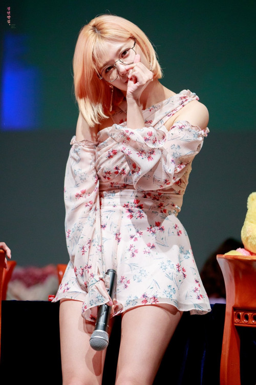 Jeongyeon (Twice)