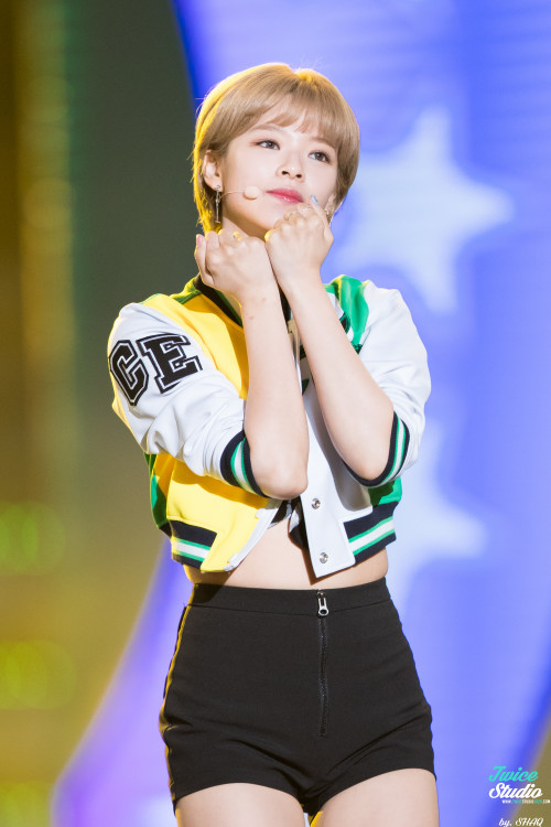 Jeongyeon (Twice)