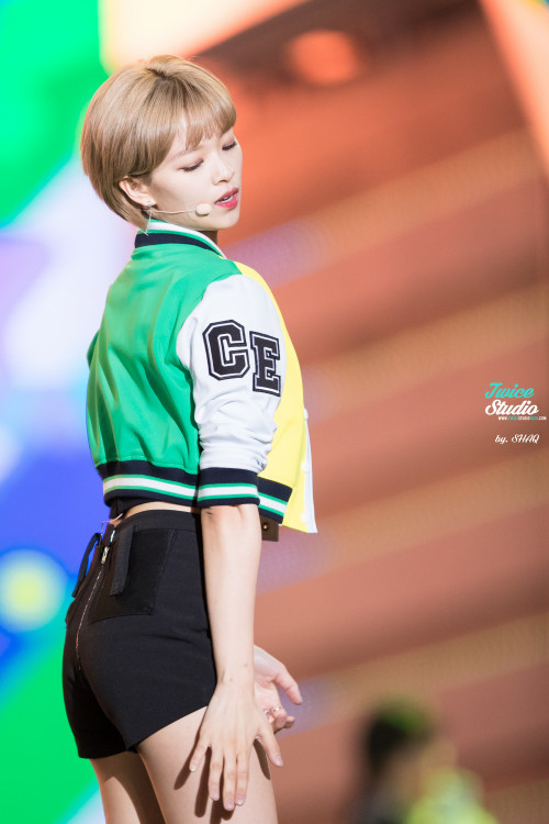 Jeongyeon (Twice)