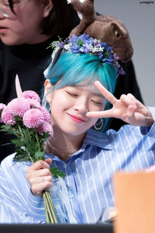 Jeongyeon (Twice)