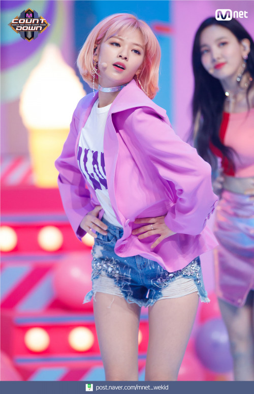 Jeongyeon (Twice)