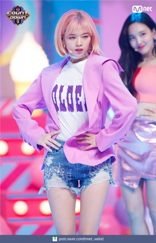 Jeongyeon (Twice)