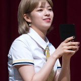 Jeongyeon-2538f065911fa4a46