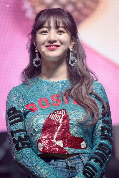 Jihyo (Twice)