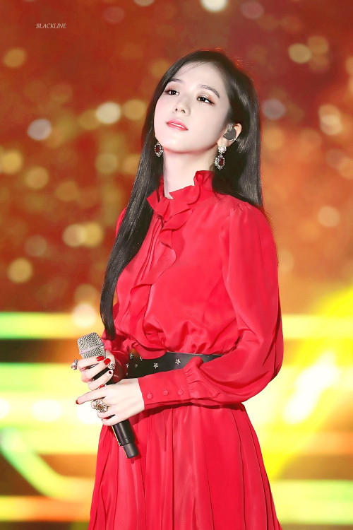 Jisoo-46e.jpg