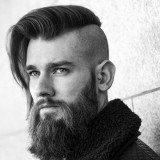 Long-Haircuts-For-Men