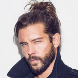 Man-Bun