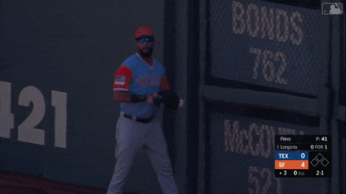 Mazara-over-shoulder-catch-at-SF-8-25-2018.gif