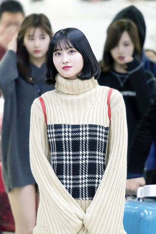 Momo (Twice)