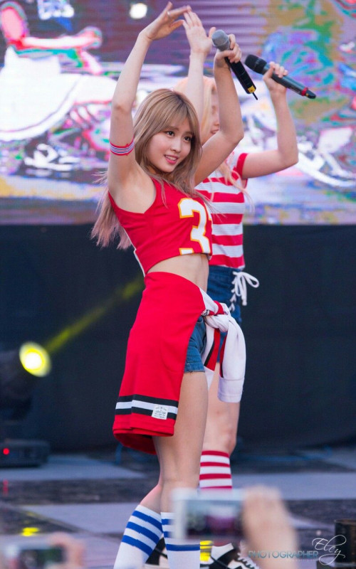 Momo (Twice)