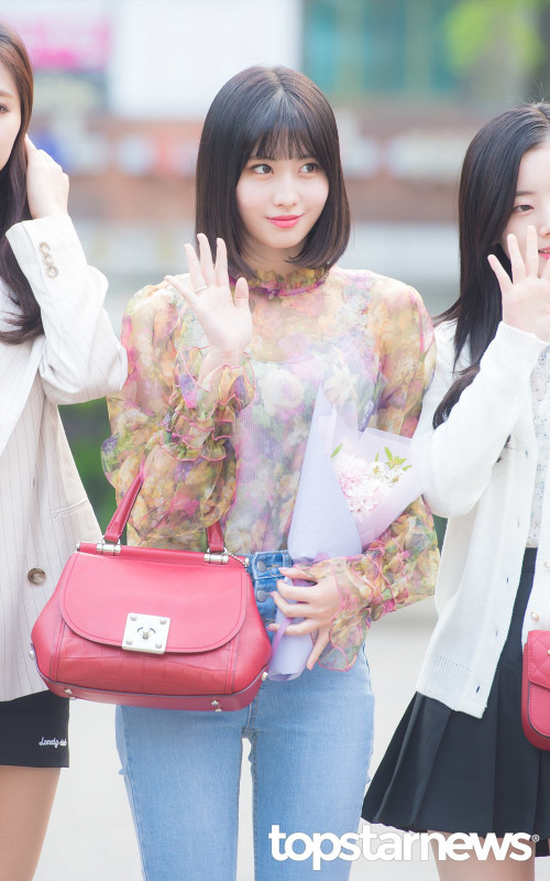 Momo (Twice)