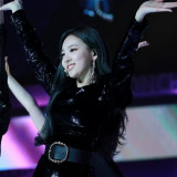 Nayeon-23