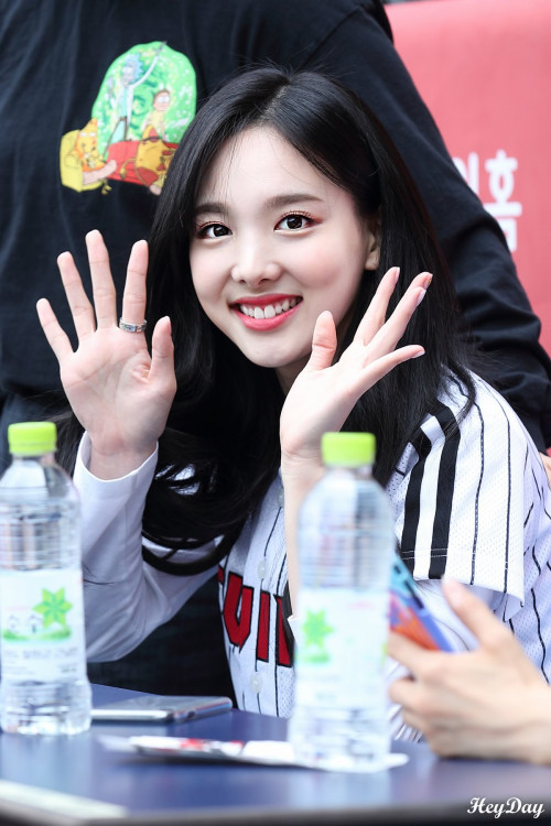 Nayeon (Twice)