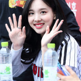 Nayeon-32