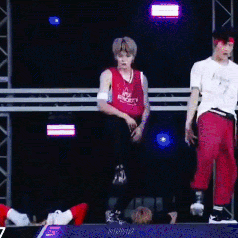 Nct-GIF-source-16e3894422670ebc8f.gif