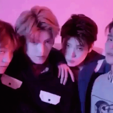 Nct-GIF-source-1b6b987be29a4576f.gif