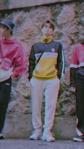 Nct-GIF-source-26a88d5a4f4f9f3a4a.gif