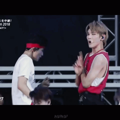 Nct-GIF-source-59b0df2a0a04dbf85.gif