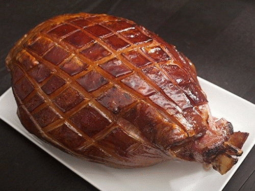 Shop the finest Virginia Country Ham slices direct from Rays Country Ham online! Each package includes Center Slices and end cuts with Free Shipping! For more information visit our website:- https://rayscountryham.com/