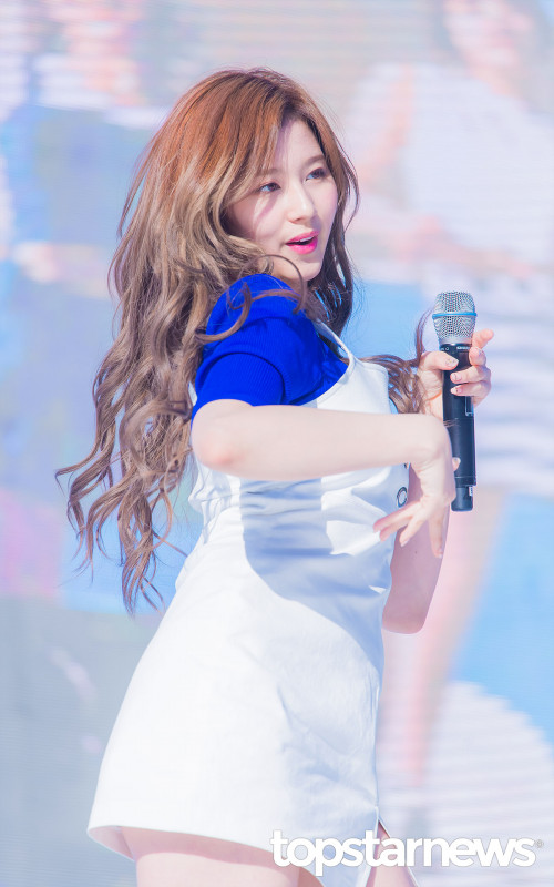 Sana (Twice)