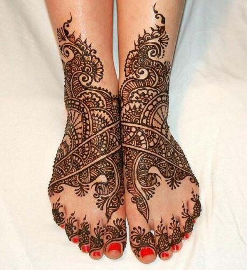 Traditional Foot Mehndi Design