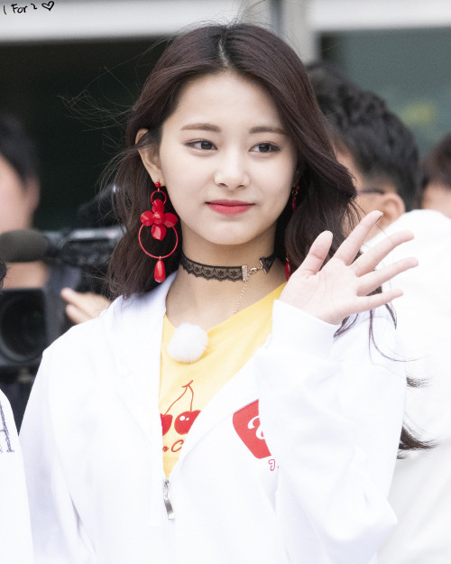 Tzuyu (Twice)