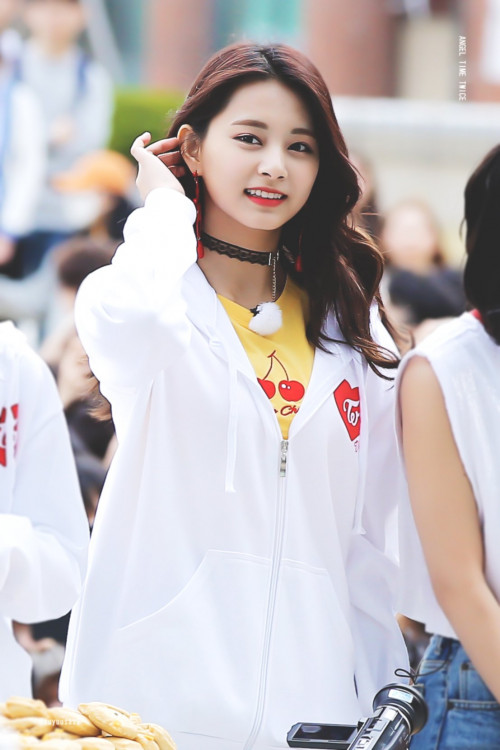 Tzuyu (Twice)