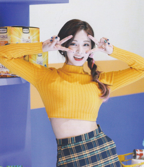 Tzuyu (Twice)